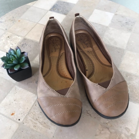 life stride slip on shoes